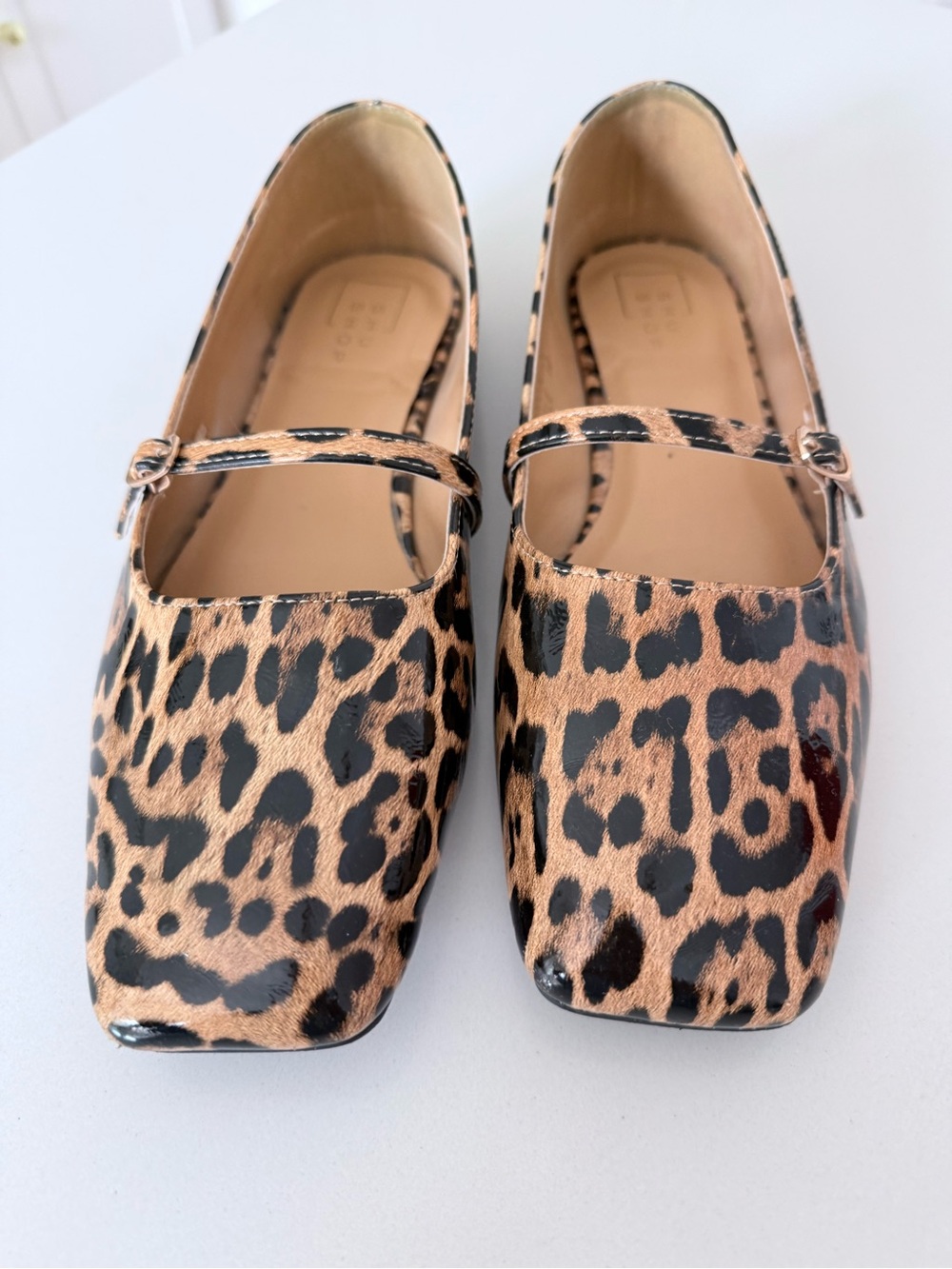 SHU SHOP Leopard Print Mary Jane Flats